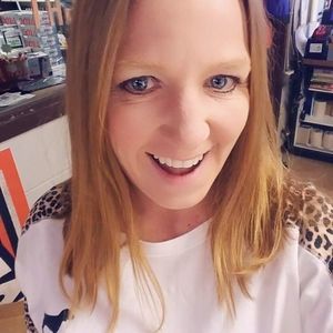 Meet your Posher, Danelle